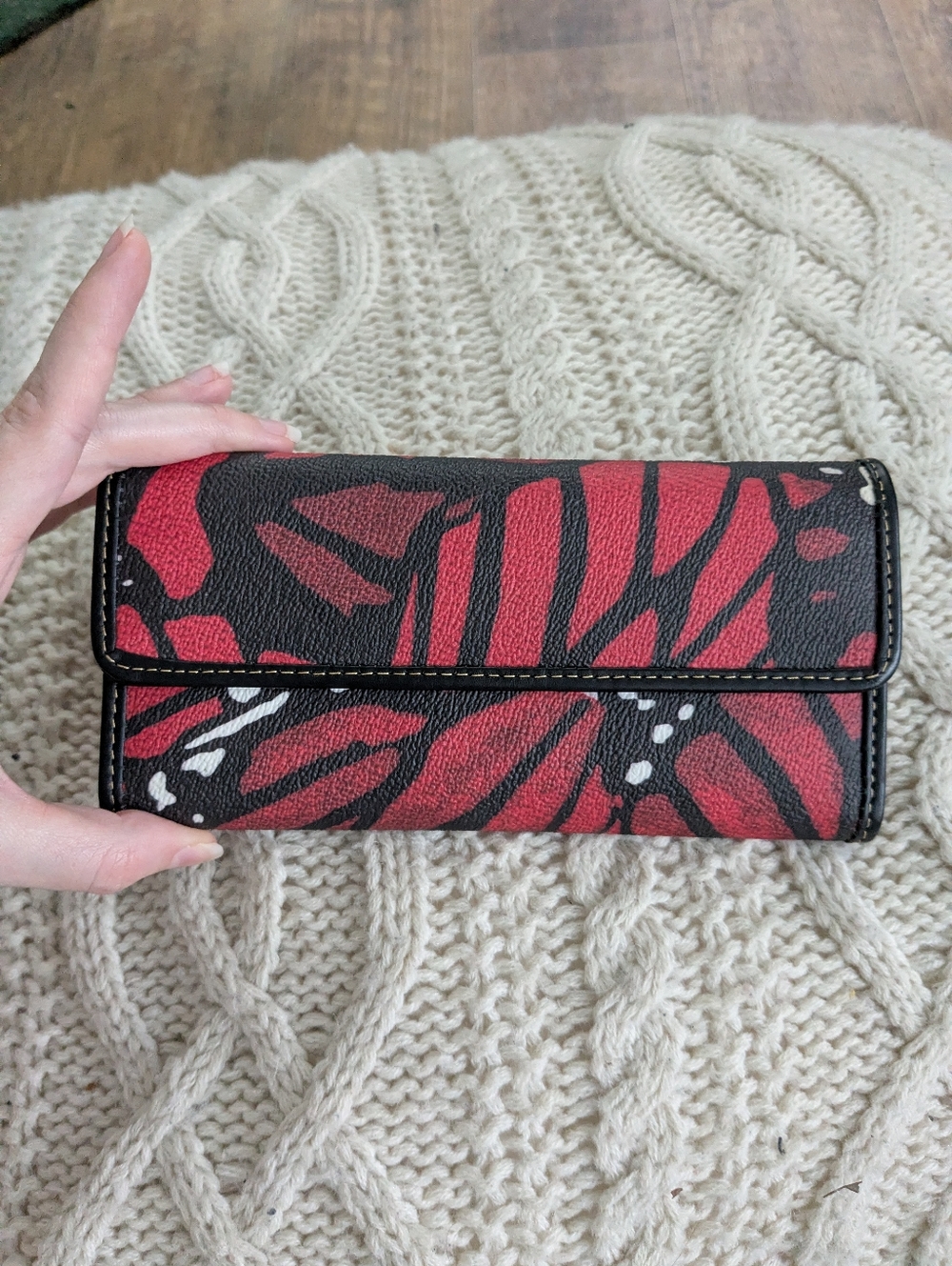 Pineda Covalin Monarch Butterly Red Leather Continental Wallet - Picture 7 of 7